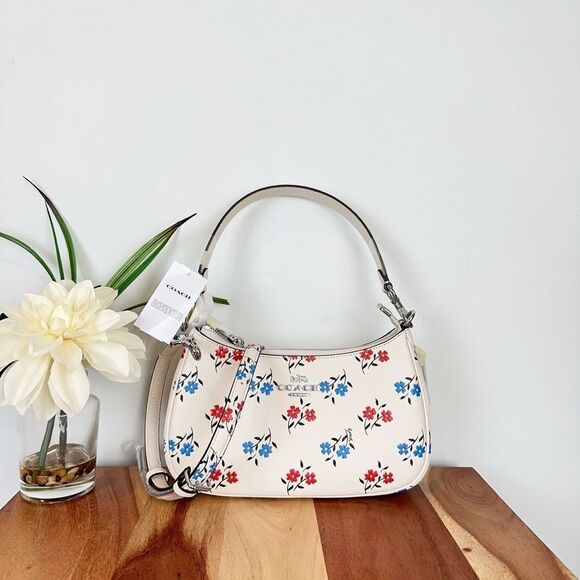 NWT‎ Coach Teri Shoulder Bag With Floral Print - Picture 1 of 7